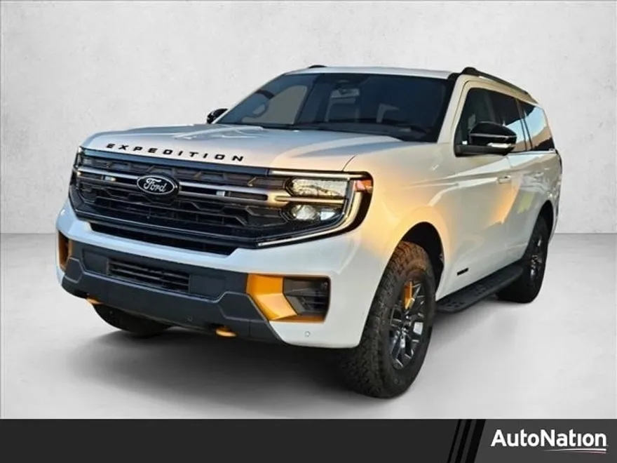 2025 Ford Expedition photo 1