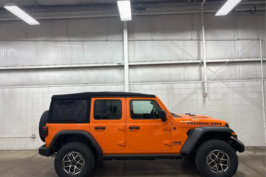 2025 Jeep Wrangler Unlimited Rubicon photo 1