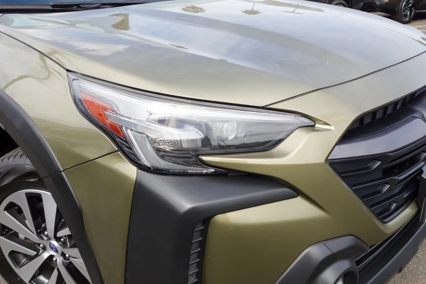 2024 Subaru Outback Premium photo 1