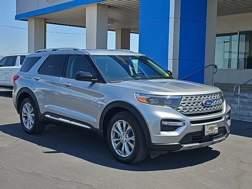 2024 Ford Explorer Limited photo 1