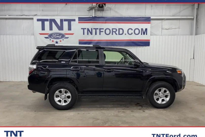 2024 Toyota 4Runner SR5 photo 1