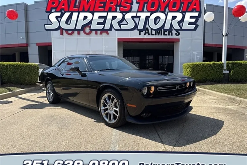 2022 Dodge Challenger GT photo 1