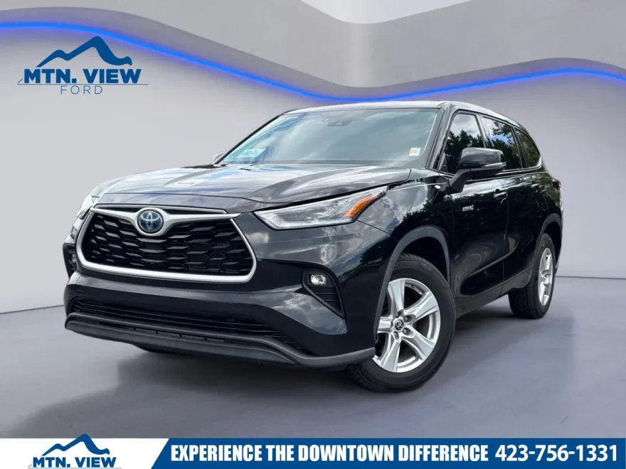 2021 Toyota Highlander Hybrid LE photo 1
