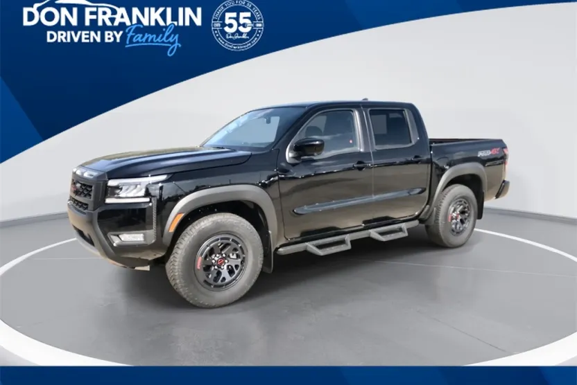 2026 Nissan Frontier Crew Cab PRO-4X photo 1