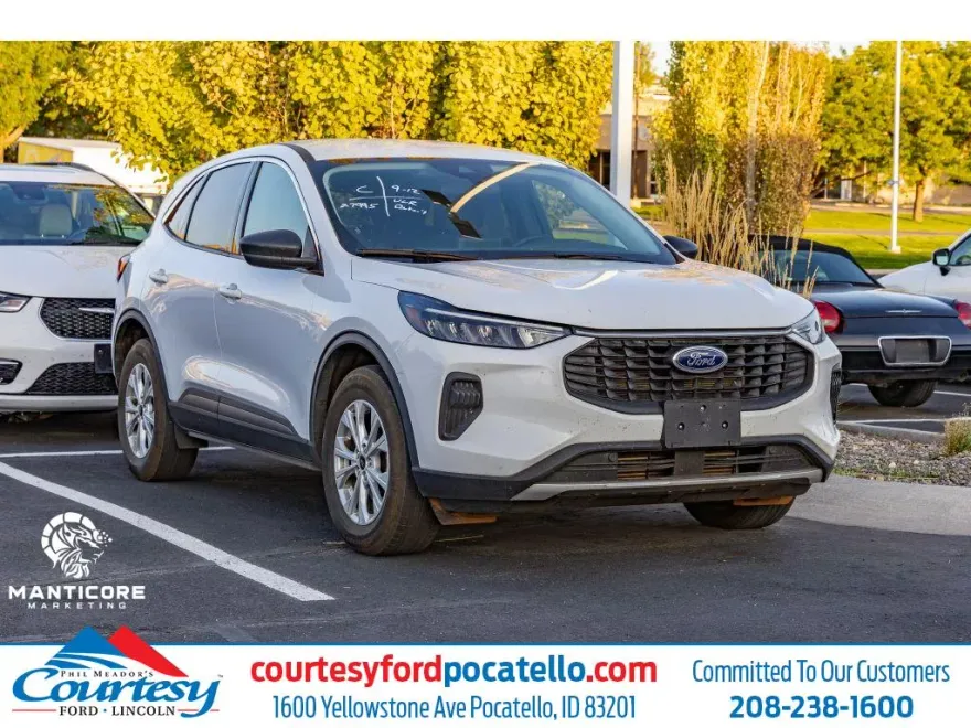 2023 Ford Escape Active photo 1