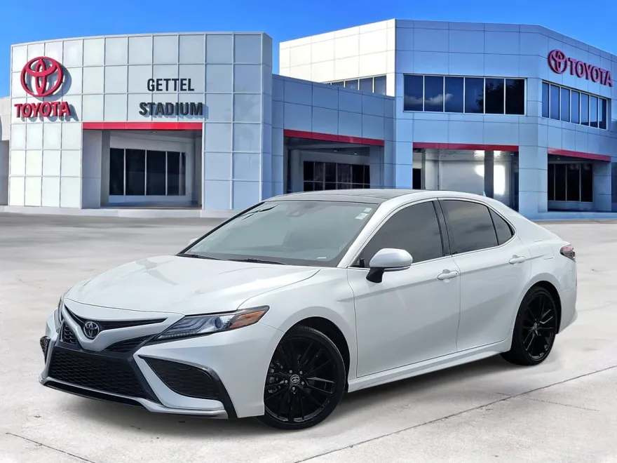 2023 Toyota Camry XSE photo 1