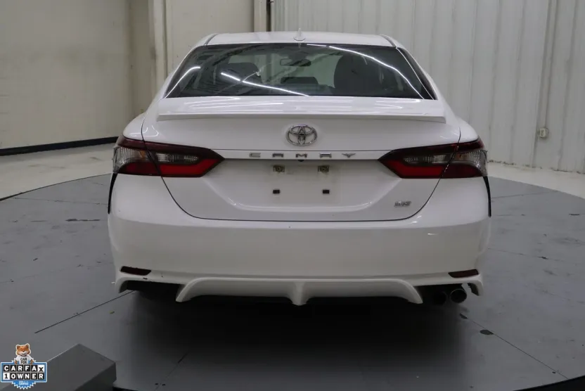 2023 Toyota Camry SE photo 1