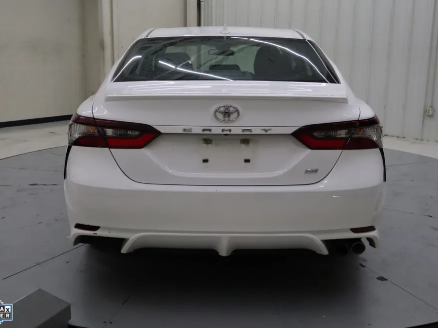 2023 Toyota Camry SE photo 1
