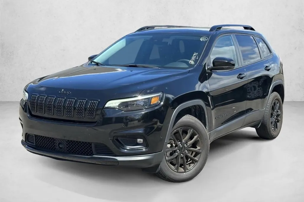 2023 Jeep Cherokee Altitude Lux photo 1