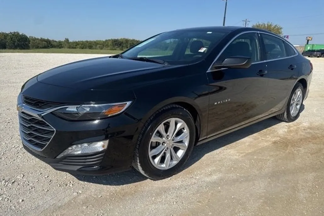 2024 Chevrolet Malibu 1LT photo 1