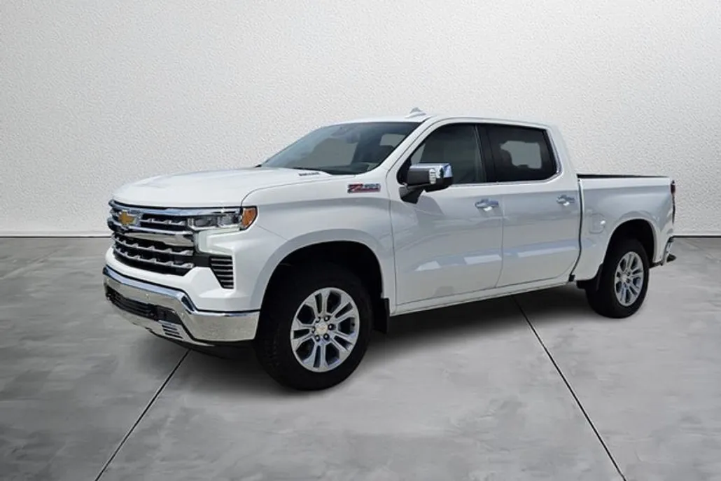 2025 Chevrolet Silverado 1500 LTZ photo 1