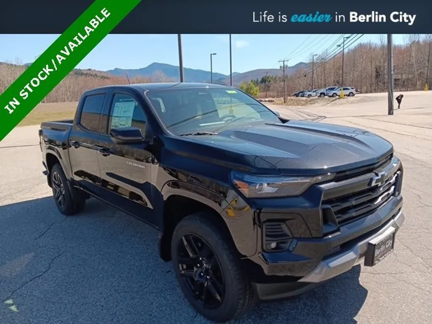 2025 Chevrolet Colorado Z71 photo 1