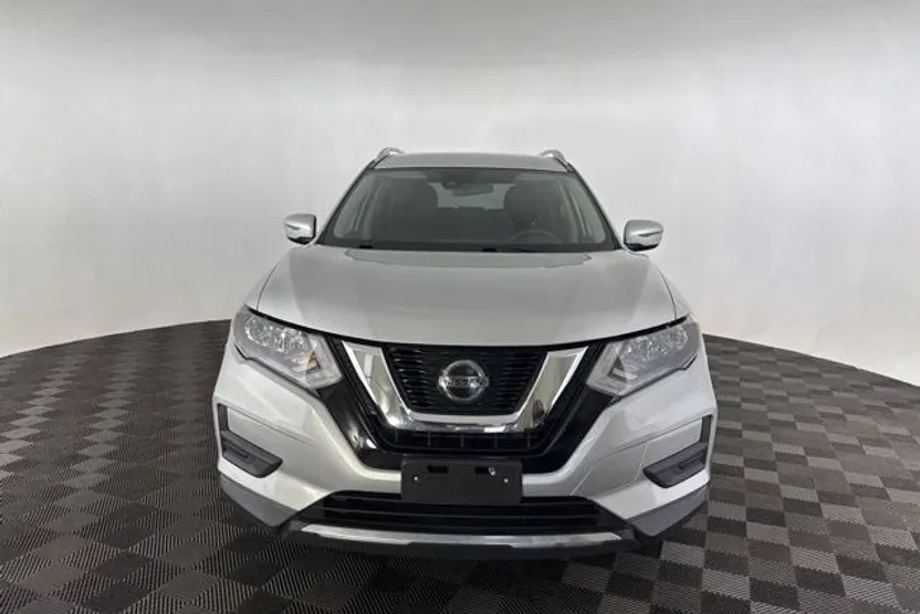 2020 Nissan Rogue S photo 1