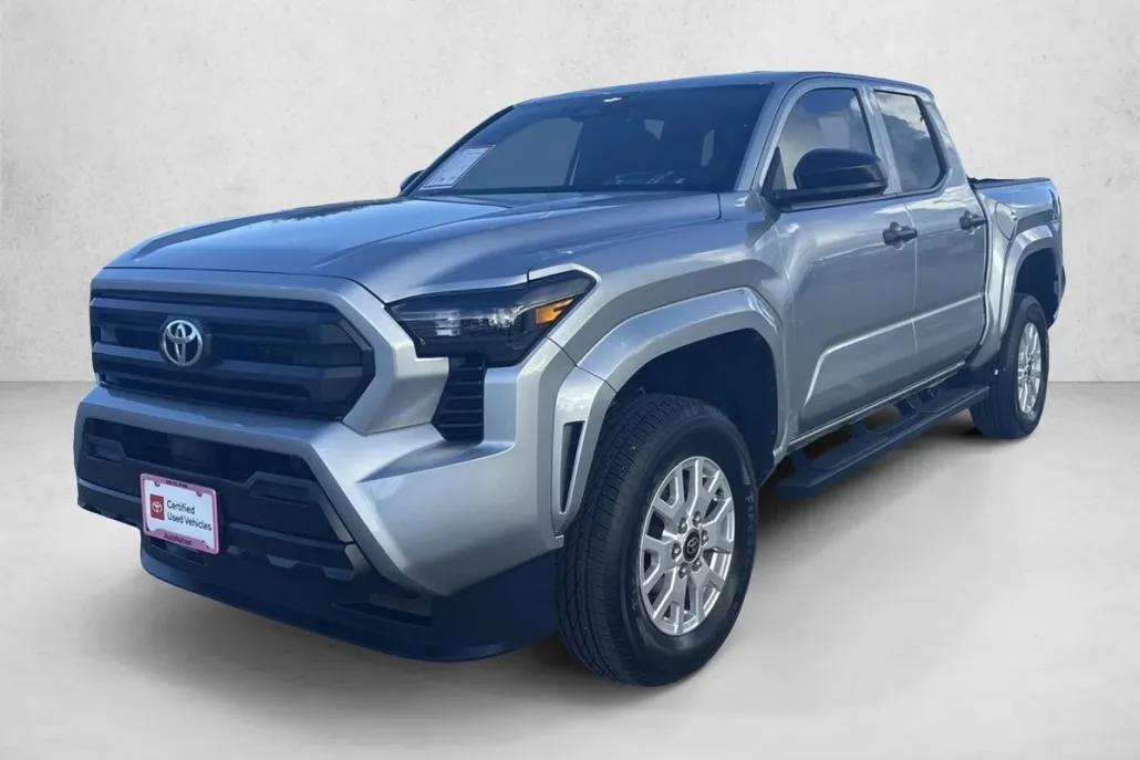 2025 Toyota Tacoma SR Double Cab photo 1