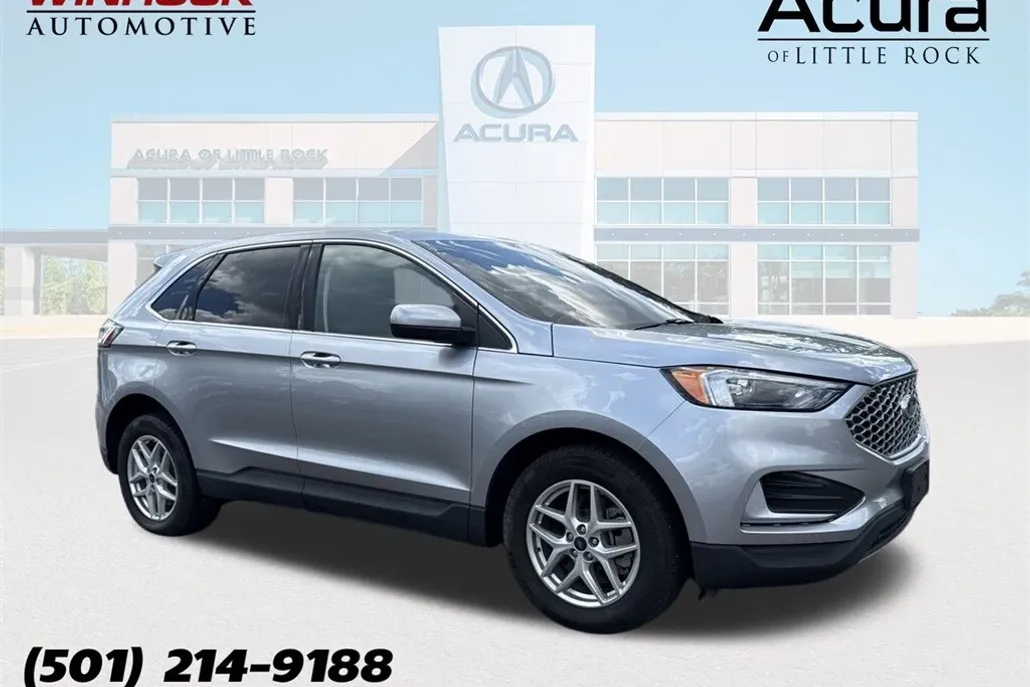 2022 Ford Edge SEL photo 1