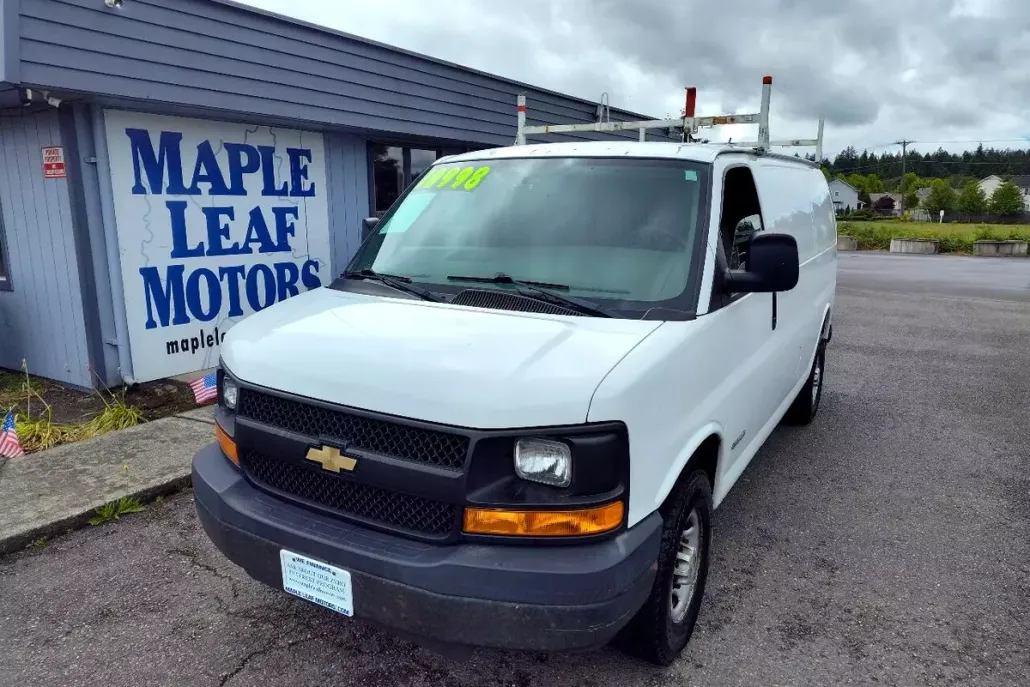 2006 Chevrolet Express Cargo Van 3500 photo 1