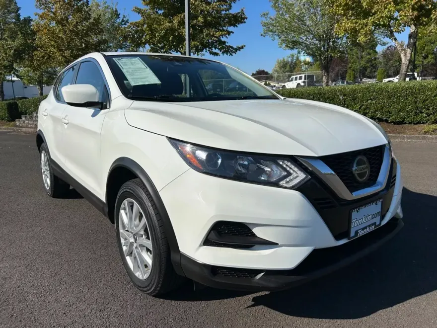 2021 Nissan Rogue Sport S photo 1