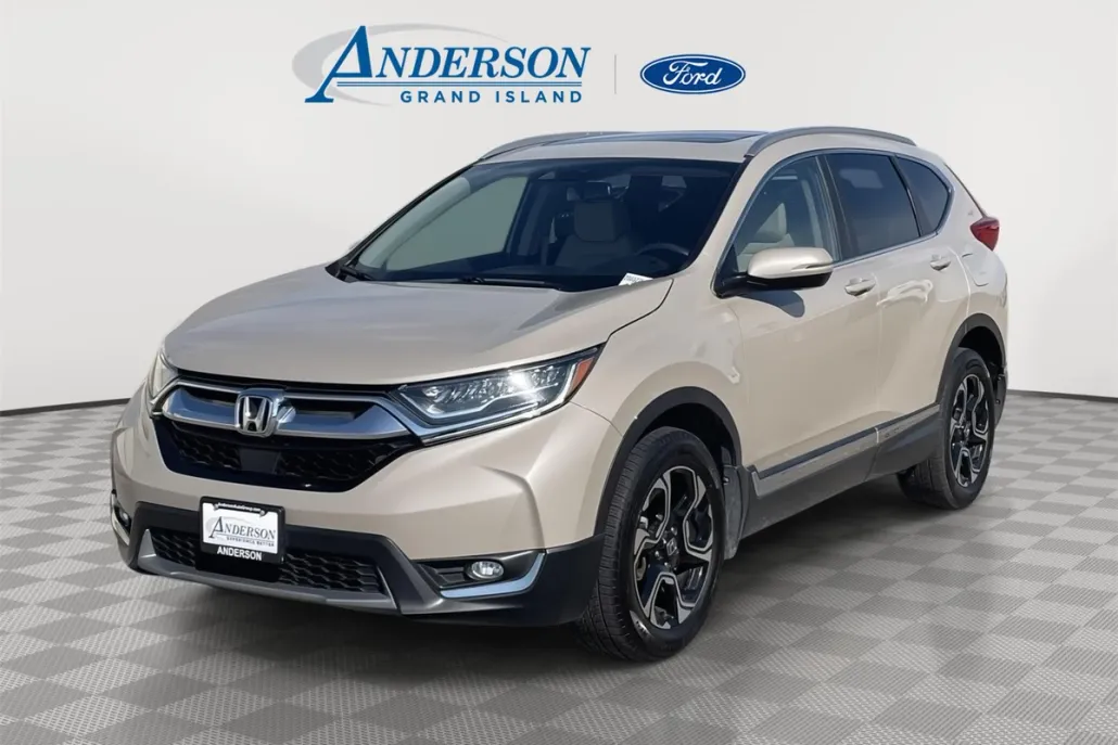 2017 Honda CR-V Touring photo 1