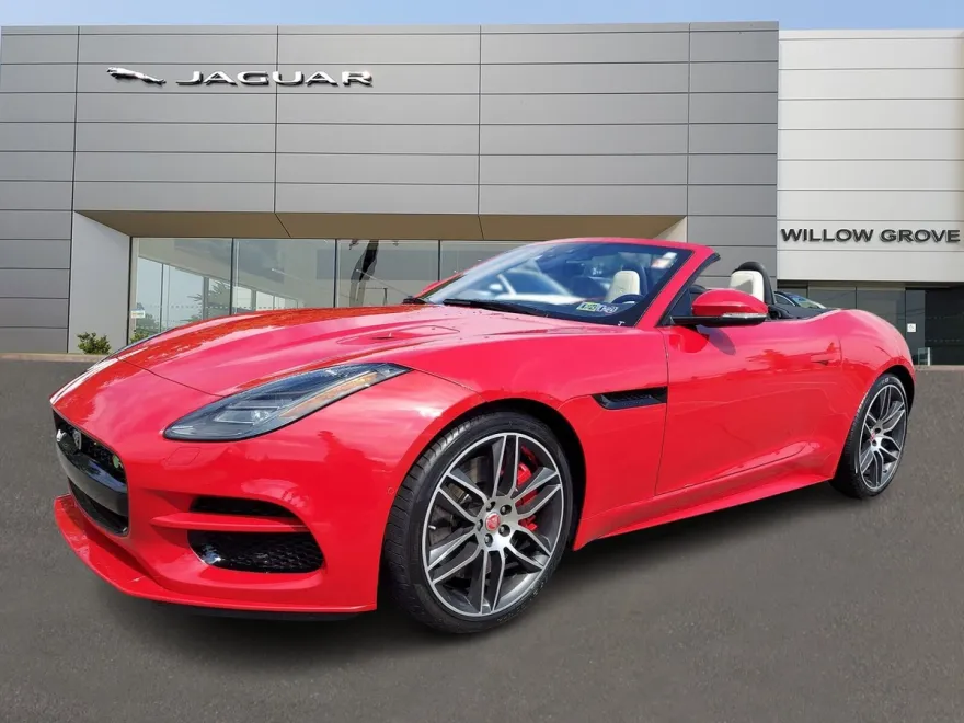 2020 Jaguar F-TYPE R photo 1