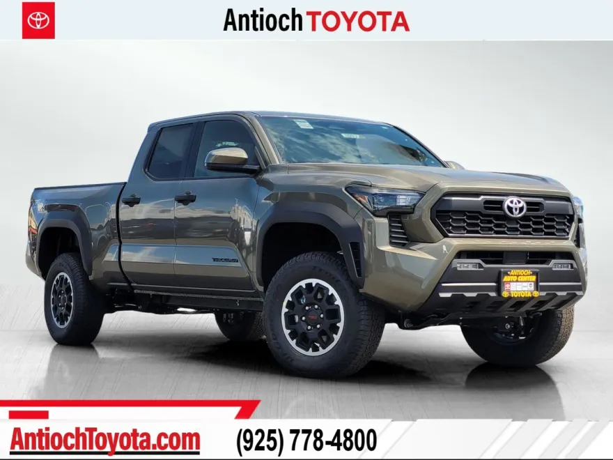 2025 Toyota Tacoma TRD Off-Road 4x4 Double Cab photo 1
