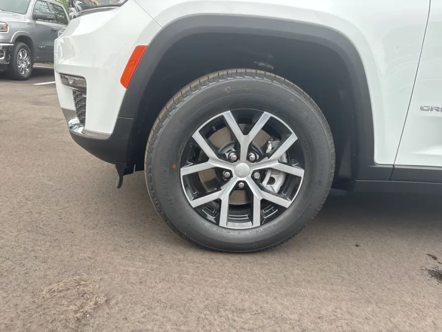 2025 Jeep Grand Cherokee Limited photo 1