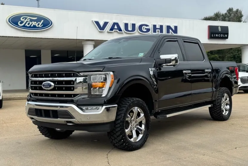 2022 Ford F-150 Lariat photo 1