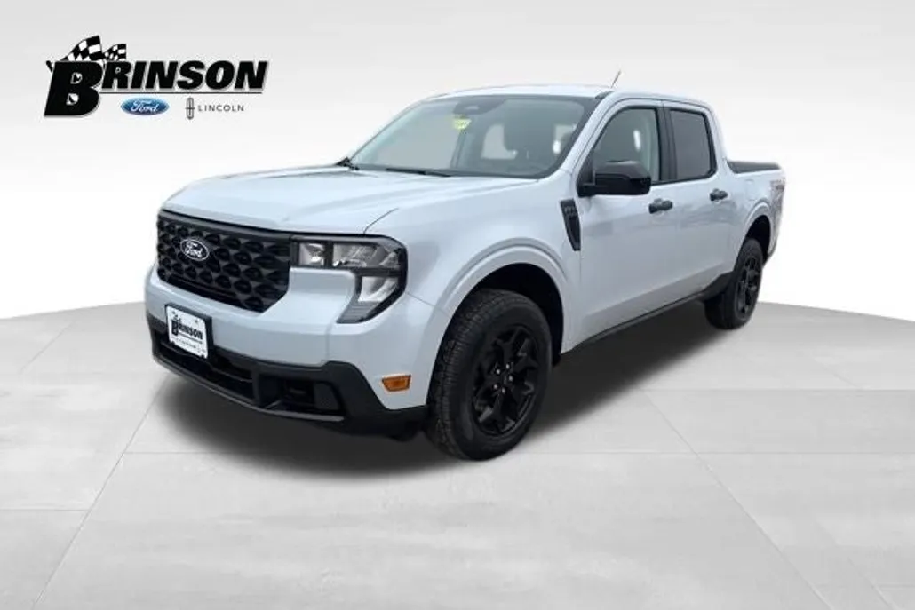 2025 Ford Maverick XLT photo 1