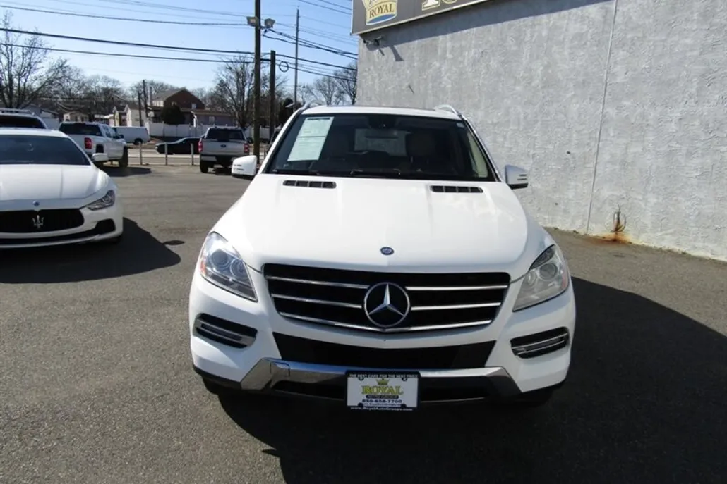 2015 Mercedes Benz ML 350 photo 1