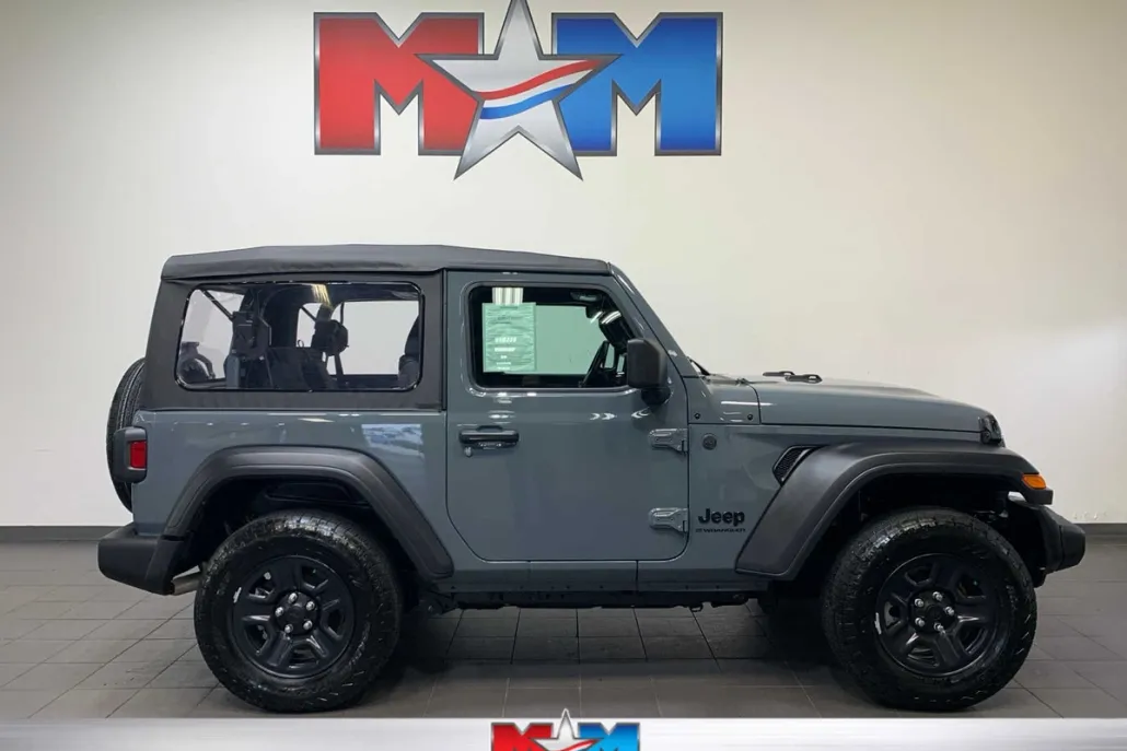 2025 Jeep Wrangler Sport photo 1