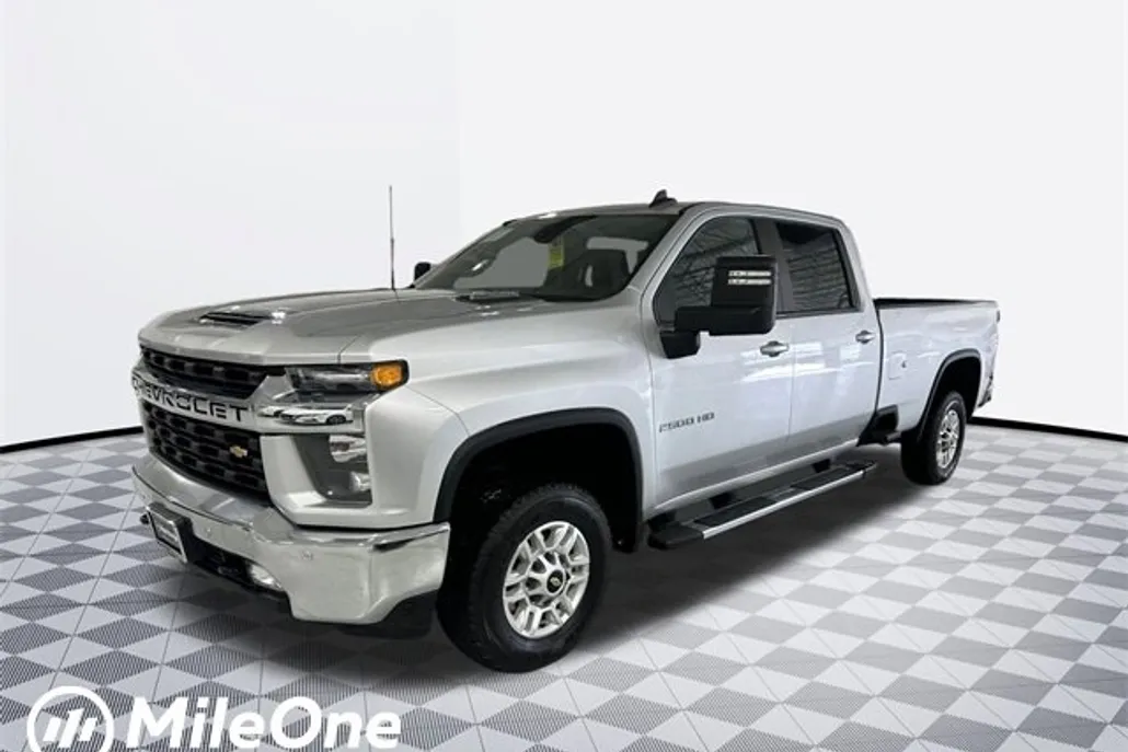 2022 Chevrolet Silverado 2500HD LT photo 1