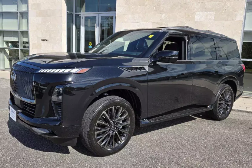 2026 Infiniti QX80 photo 1