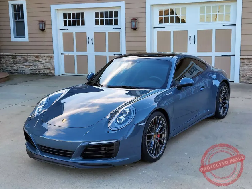 2017 Porsche 911 4S 4 GTS photo 1