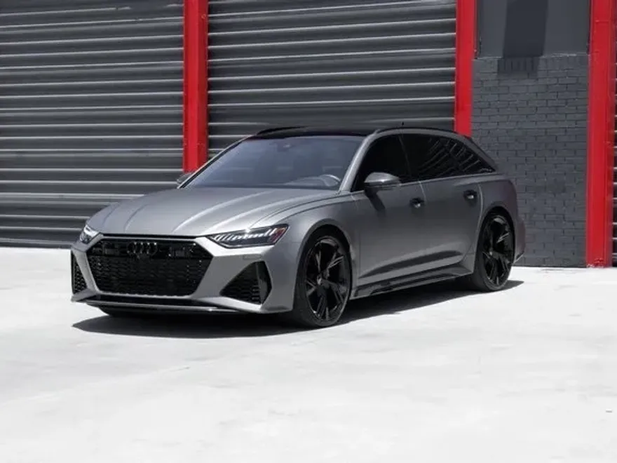 2023 Audi RS 6 Avant Base photo 1