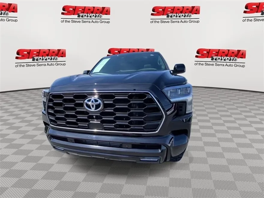2023 Toyota Sequoia Platinum photo 1