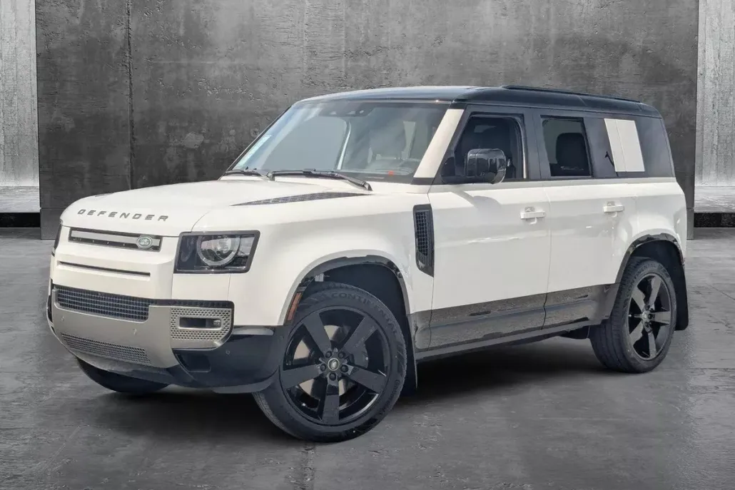 2025 Land Rover Defender 110 X-Dynamic SE photo 1