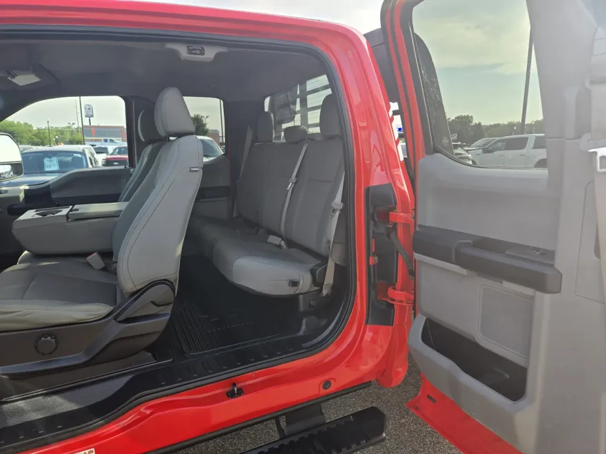 2019 Ford F-550 XL photo 1