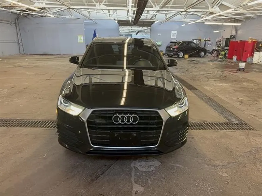 2018 Audi Q3 Premium photo 1