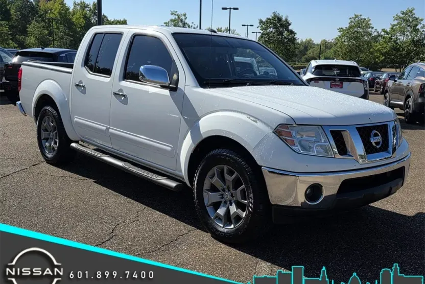 2019 Nissan Frontier SL photo 1