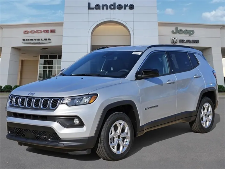 2025 Jeep Compass North Edition Latitude photo 1