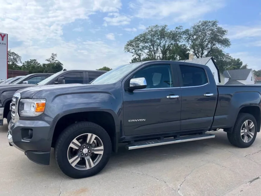 2017 Gmc Canyon SLT photo 1