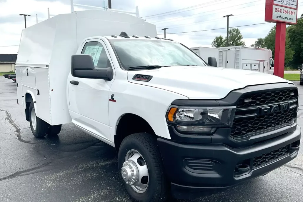 2023 Ram 3500 Tradesman photo 1