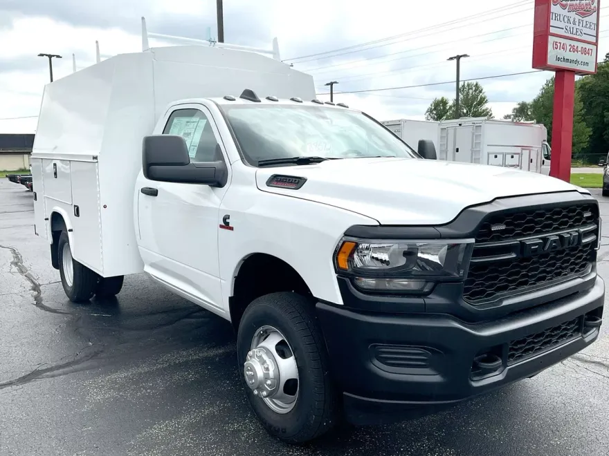 2023 Ram 3500 Tradesman photo 1
