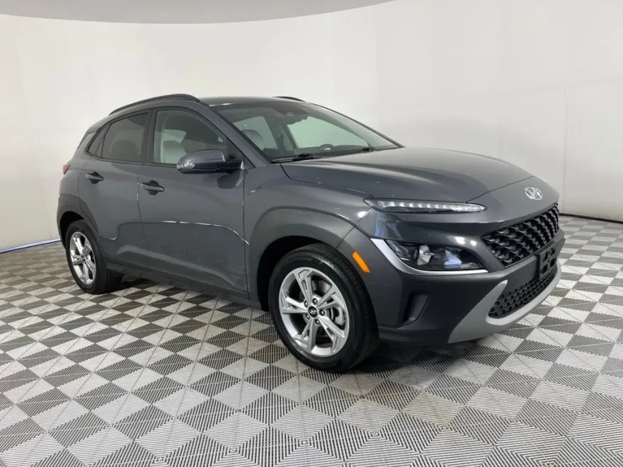 2023 Hyundai Kona SEL photo 1