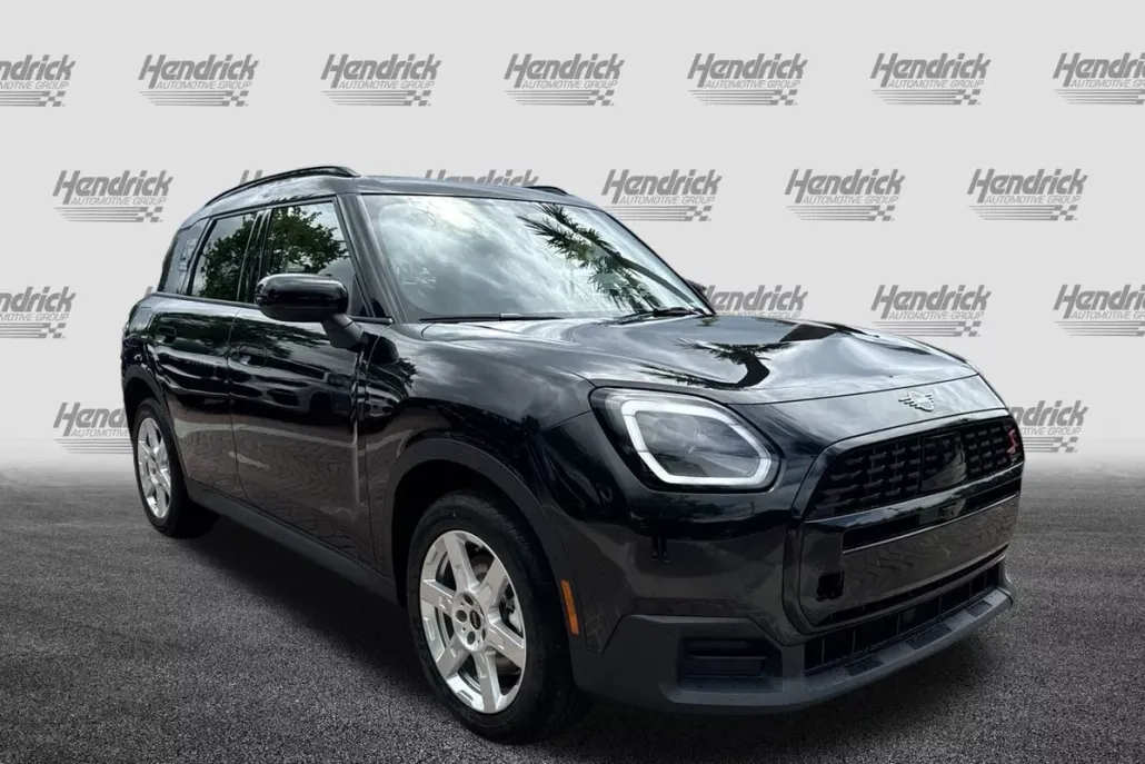2025 Mini Countryman S ALL4 photo 1