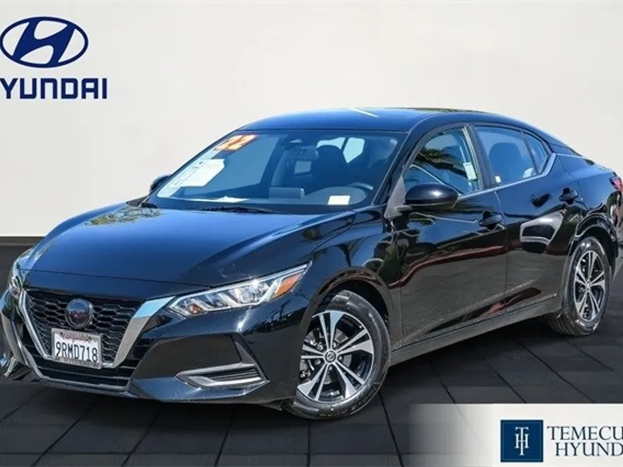 2022 Nissan Sentra SV photo 1