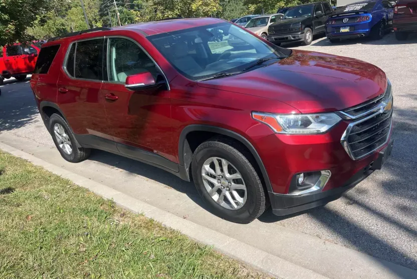 2019 Chevrolet Traverse 3LT photo 1