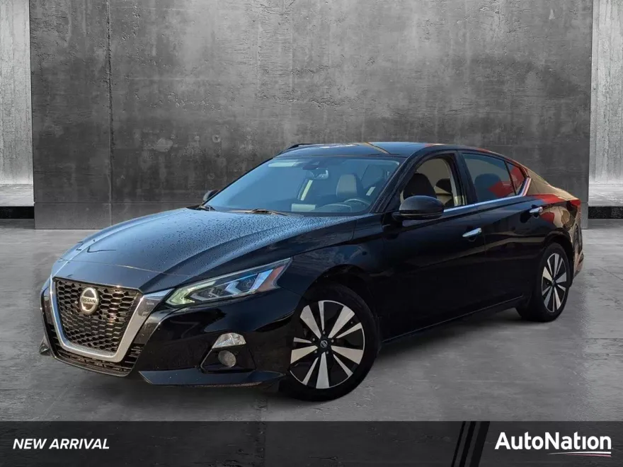 2019 Nissan Altima 2.5 SV photo 1