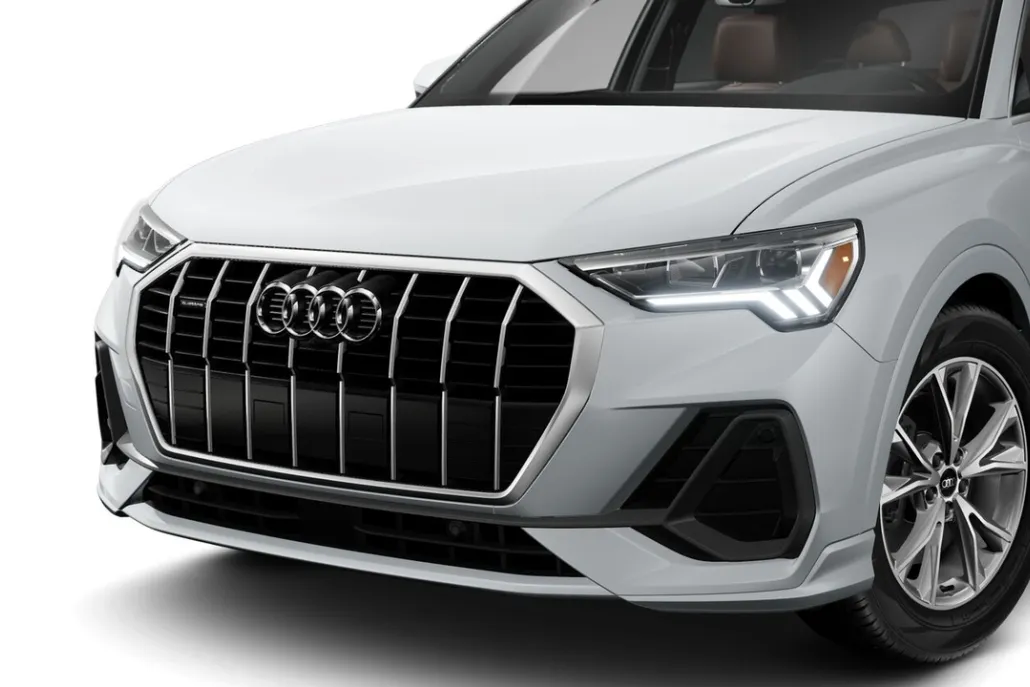 2025 Audi Q3 S line Premium Plus photo 1