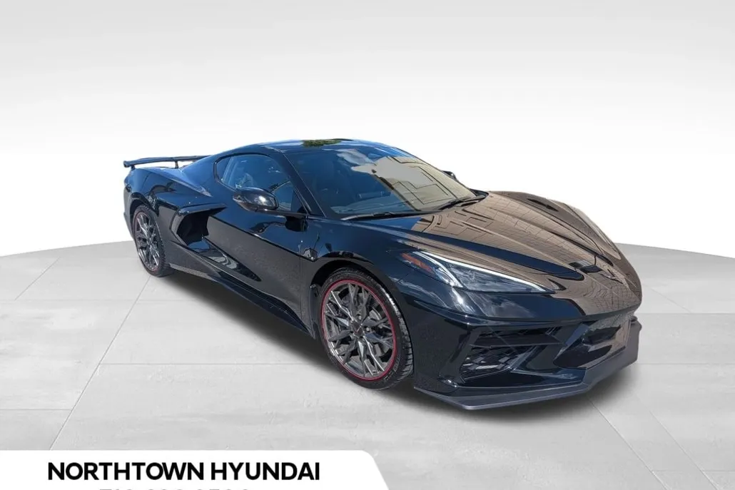 2025 Chevrolet Corvette Stingray 2LT photo 1
