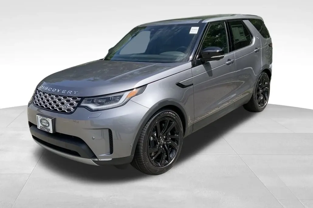 2025 Land Rover Discovery S photo 1